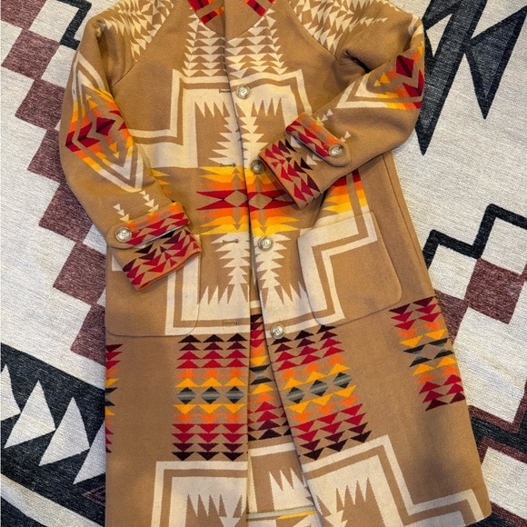 Pendleton blanket coat - Picture 2 of 8
